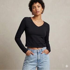Olivia Rae New York Cropped Long Sleeve | Size Small